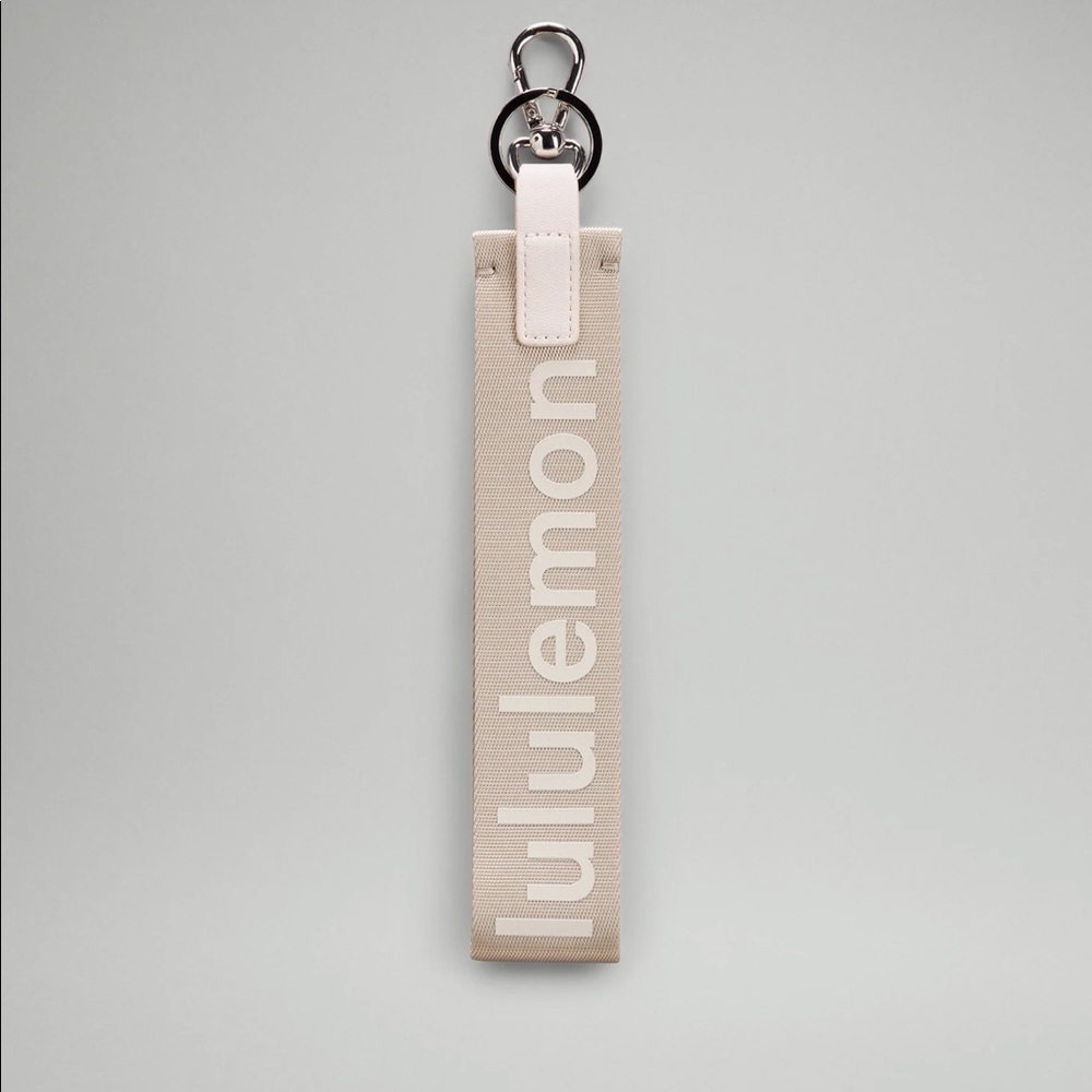 Lululemon Never Lost Key Chain Raw Linen White Opal NWT